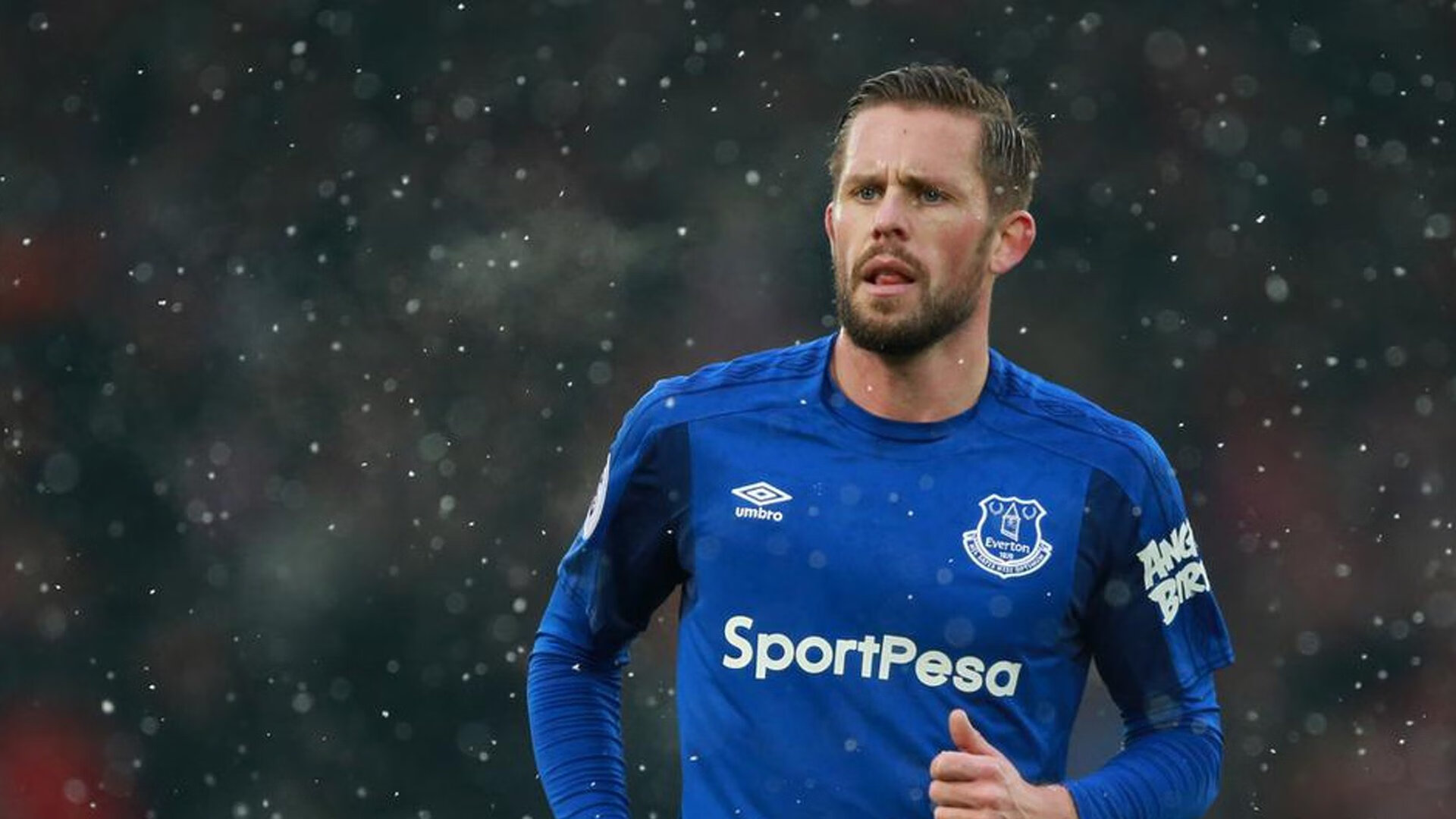 开云官方网页登录-奥尔良主场遭遇失利，球队遇挫，欧战资格或岌岌可危，奥尔良党