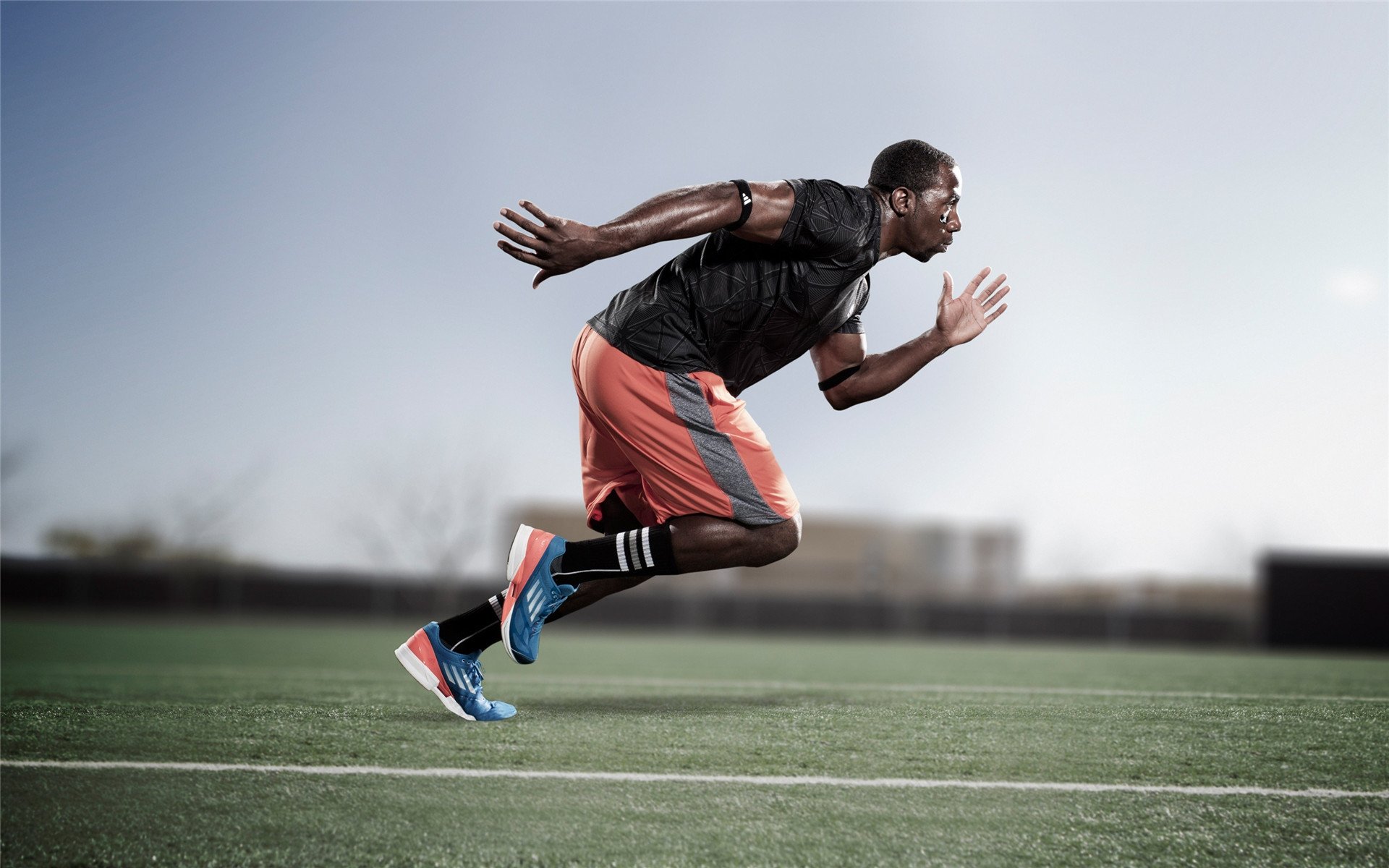 kaiyun中国官方网站-球队实力逐渐显现，冠军之路漫长，足球冠军球队